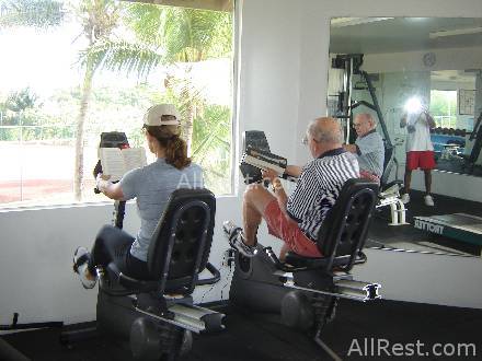 Grand Pineapple Beach Resort 48